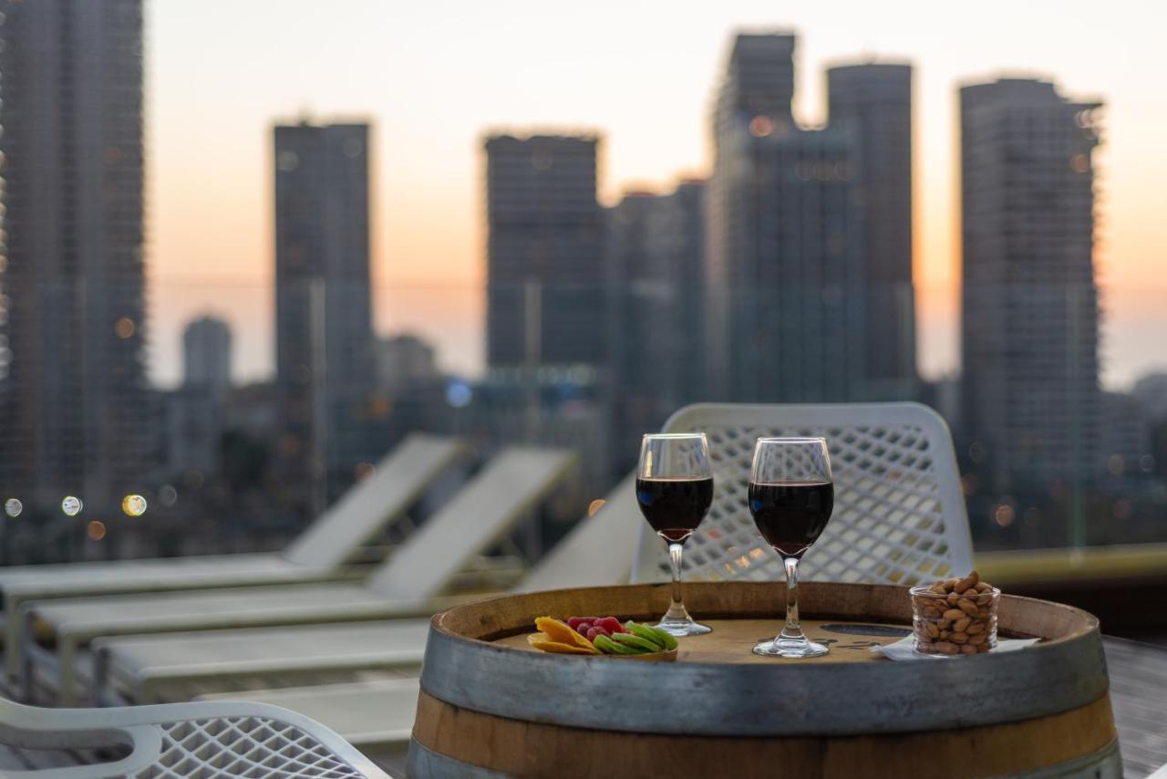 Hotel Indigo Tel Aviv - Diamond District By Ihg Giv'atayim Екстер'єр фото View from the rooftop