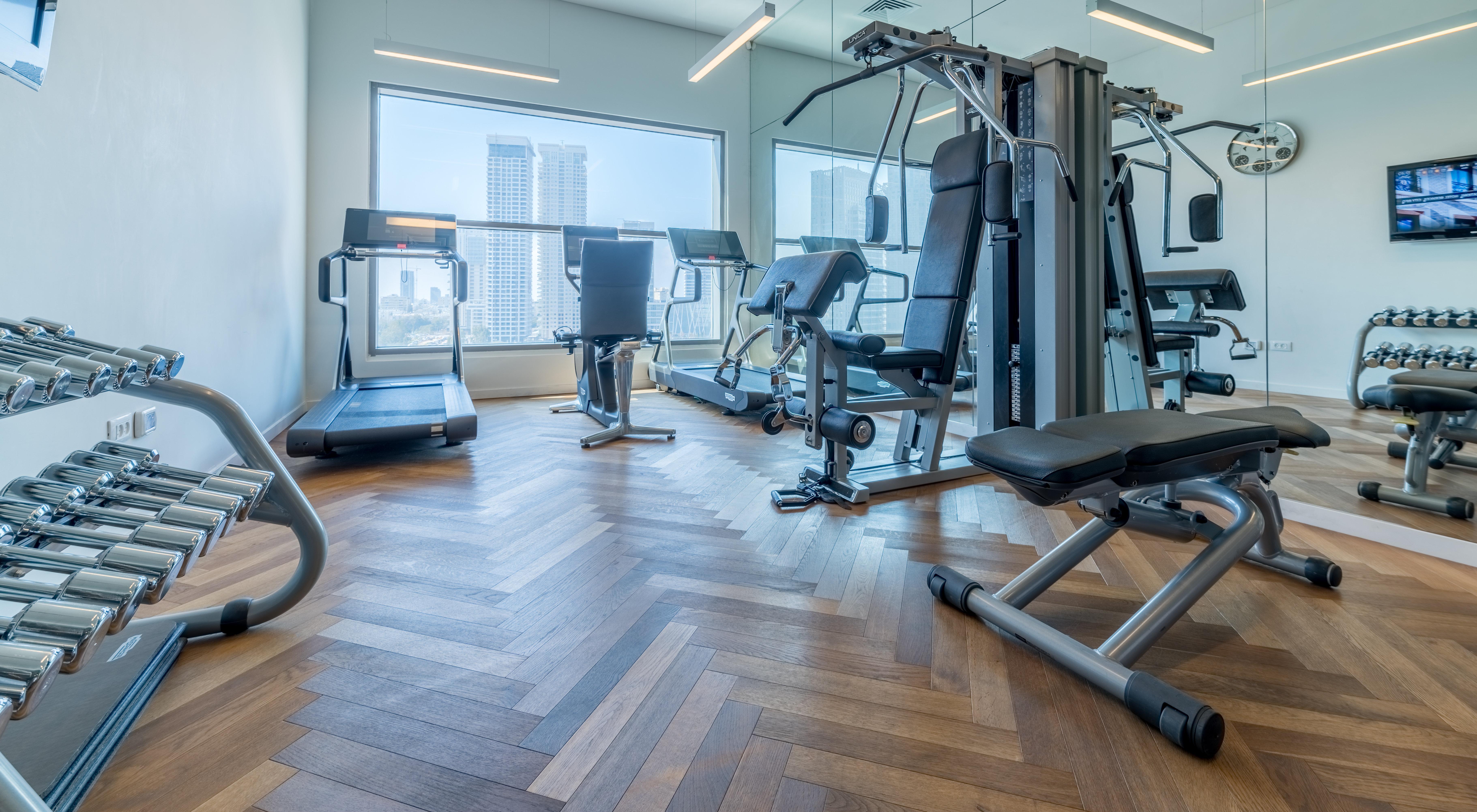 Hotel Indigo Tel Aviv - Diamond District By Ihg Giv'atayim Екстер'єр фото The gym at the hotel